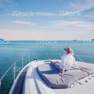 istockphoto-1057327834-1024x1024